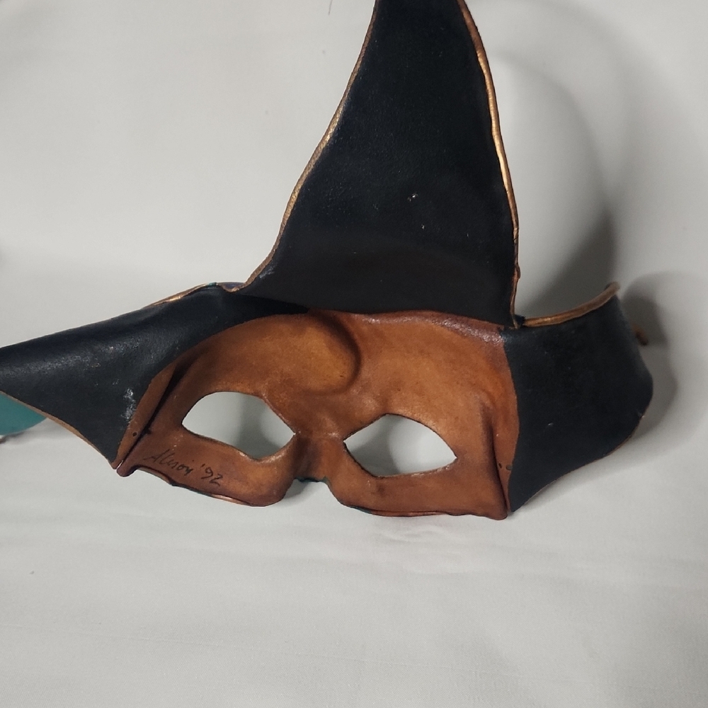 Leather Jester Mask - Picture 8 of 15